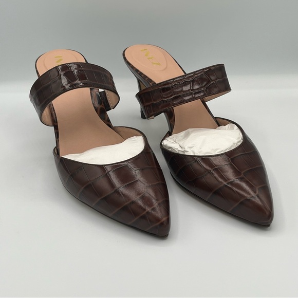 Inez Mora Mule in Cocoa Croco Pointed Toe Embossed Leather Slip-On Shoes - Picture 7 of 11